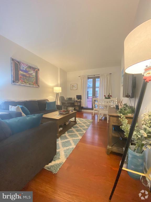 Building Photo - 219-29 S 18th St Unit 628 Rental
