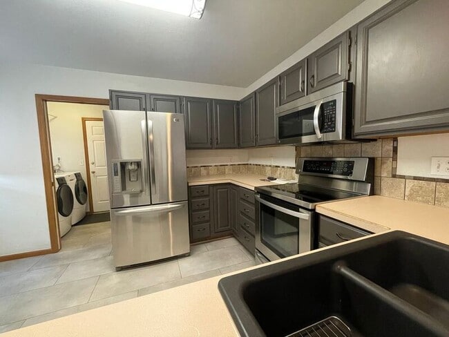 Photo - 1136 Wabash St