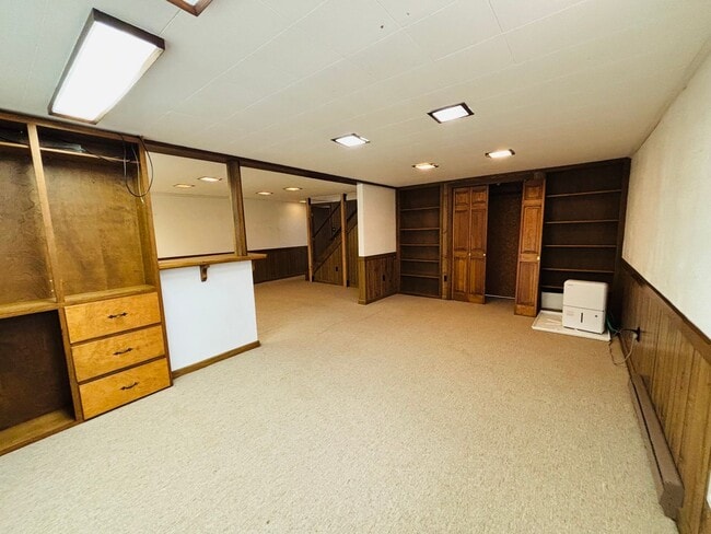 Photo - 1105 Robin Rd