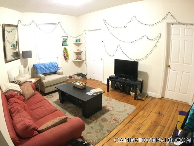 Photo - 115 Hampshire St Unit 1