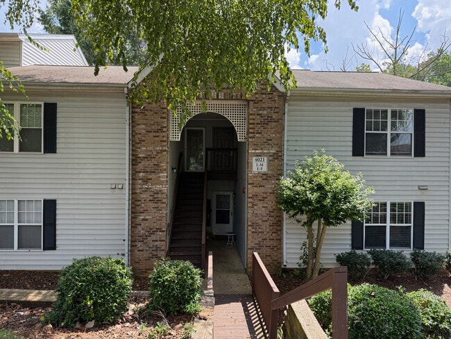 Building Photo - 4021 Whirlaway Ct Unit M Rental