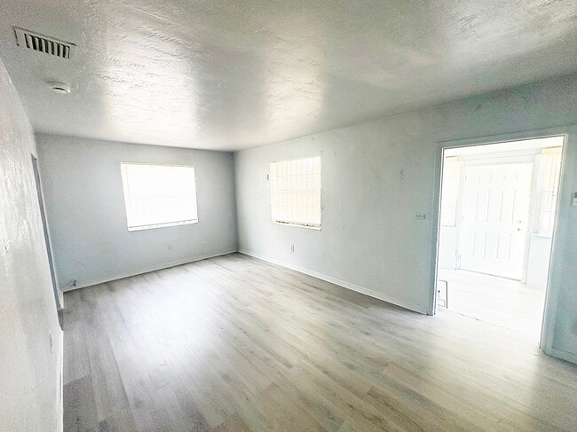 Photo - 12720 NW 18th Ct Casa