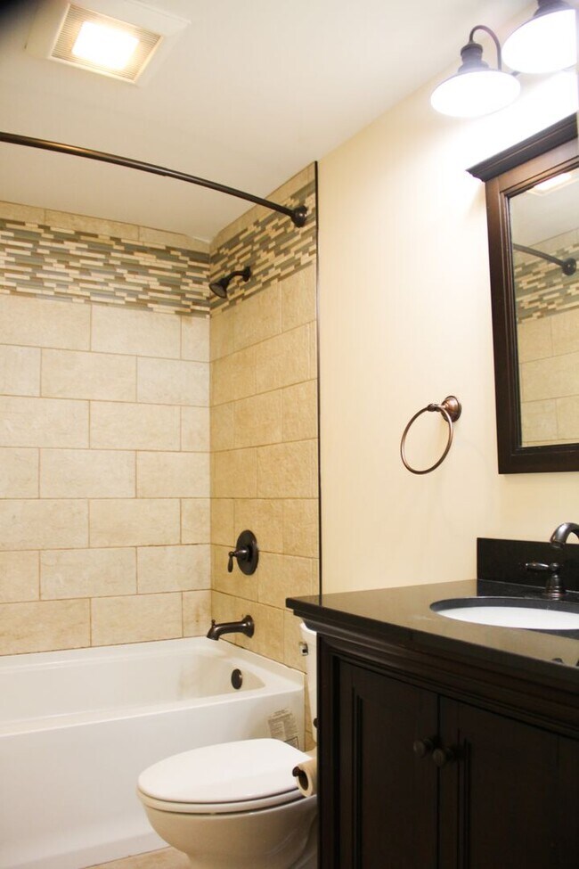 158 North St Unit F