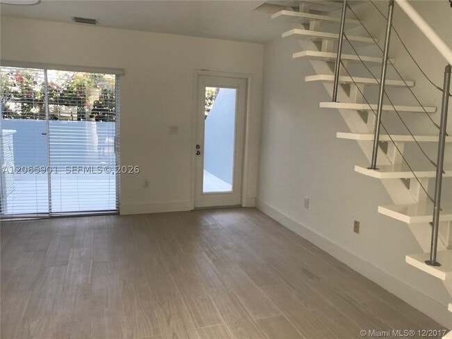 Building Photo - 798 Crandon Blvd Unit 9C