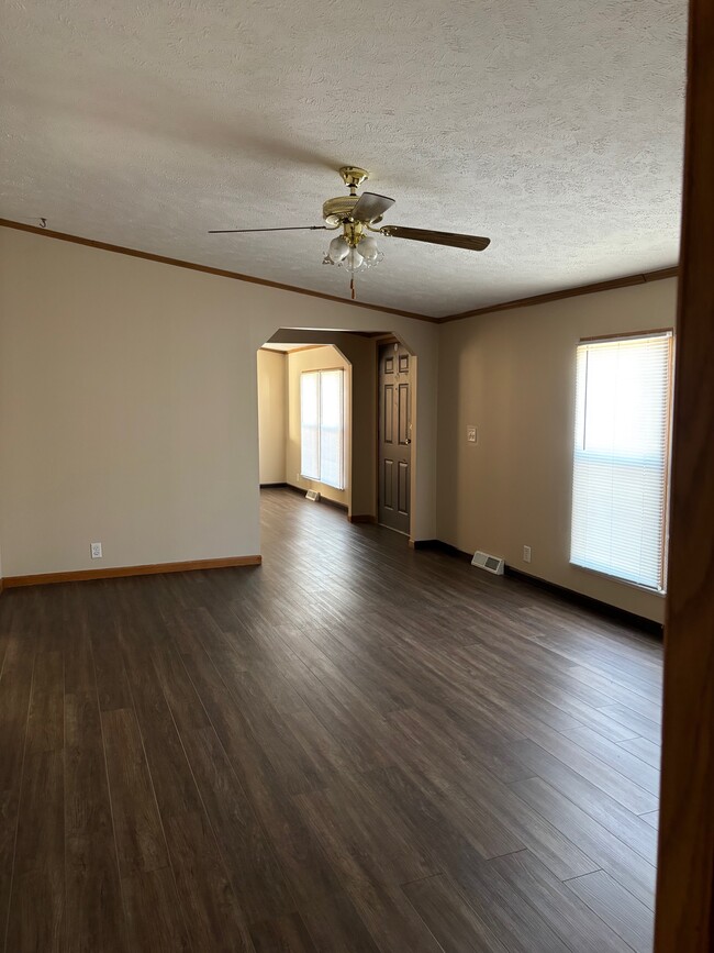 Photo - 817 Wilderness Dr