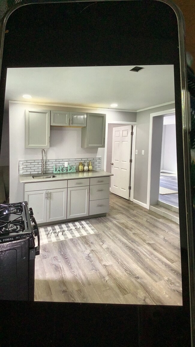 Eat-in kitchen - 59 Thiells Mount Ivy Rd Unidad Lovely apartment