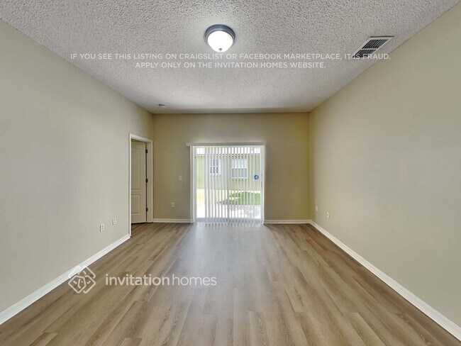 3808 Andover Cay Blvd