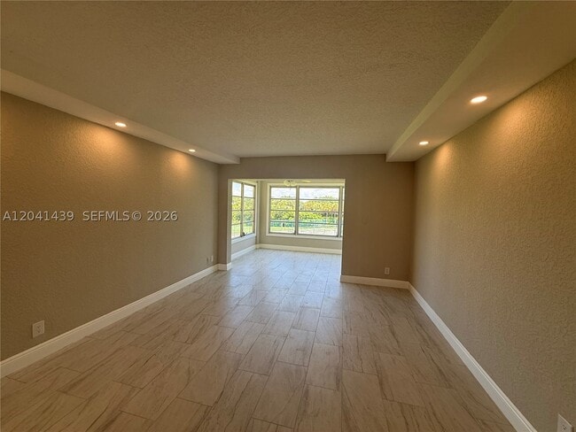 9273 SW 8th St Unit 311
