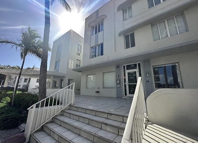 Photo - 3700 Collins Ave Unit S-306