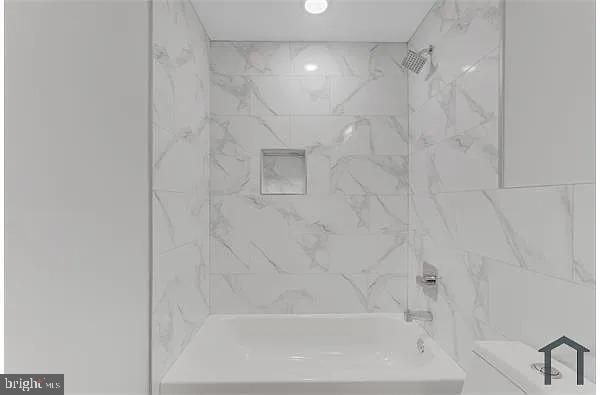 Photo - 1229 W Hilton St