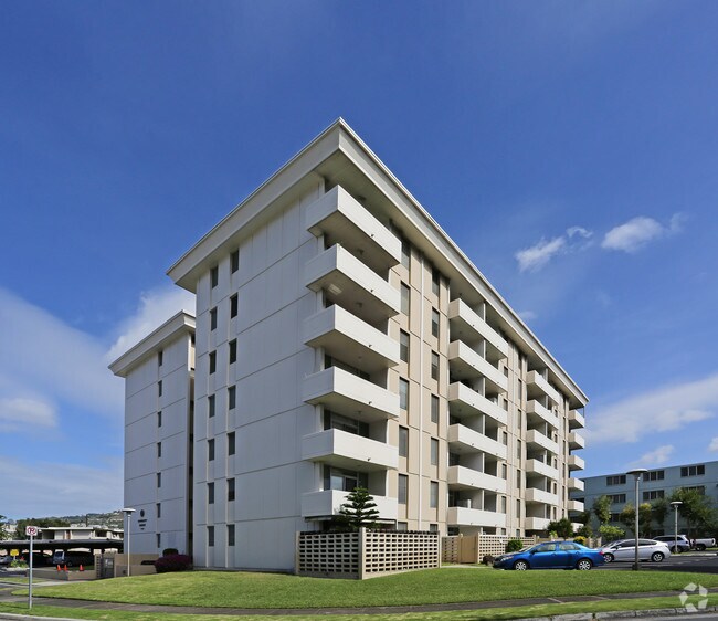 Primary Photo - University Towers