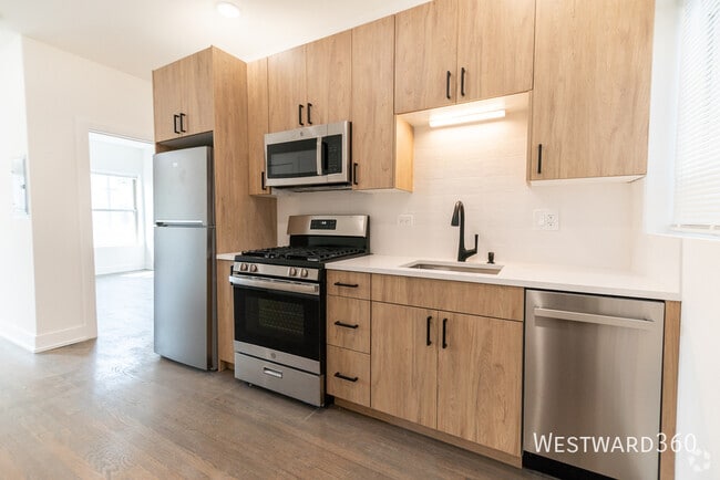 Building Photo - 6203 N Glenwood Ave Unit 2 Rental