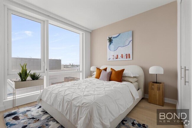 Building Photo - 555 W 38th St Unit 3216 Rental