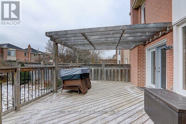 Photo - 160 Gailcrest Cir