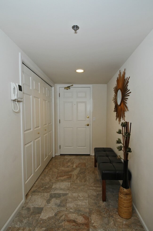 Hallway - 11011 NE 12th St Condo Unit 302