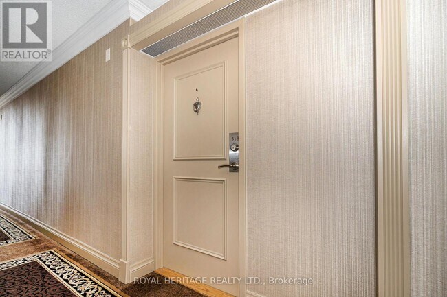 Photo - 10 Dean Park Rd Unit 313