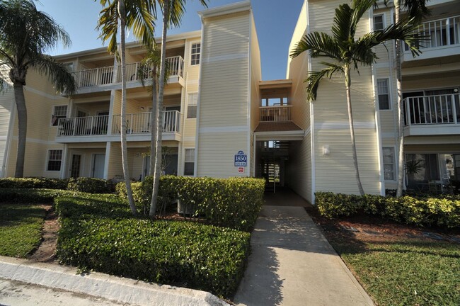 Building Photo - 1801 Island Club Dr Unit 75