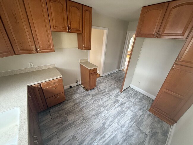 Photo - 12847 Maiden St Unit 1 (Lower)