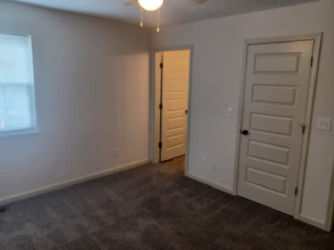 Building Photo - 811 Island View Dr Rental