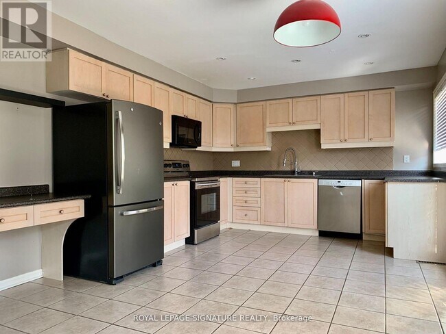 Photo - 3173 High Springs Crescent