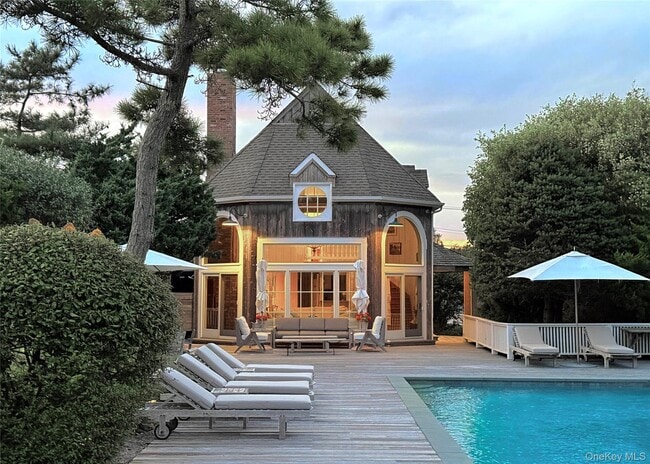 Photo - 162 Dune Rd