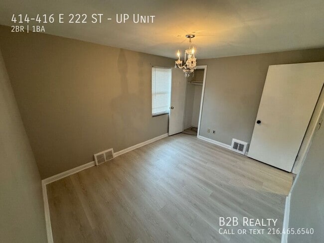 Photo - 414-416 E 222 ST-UP Unit Unit UP