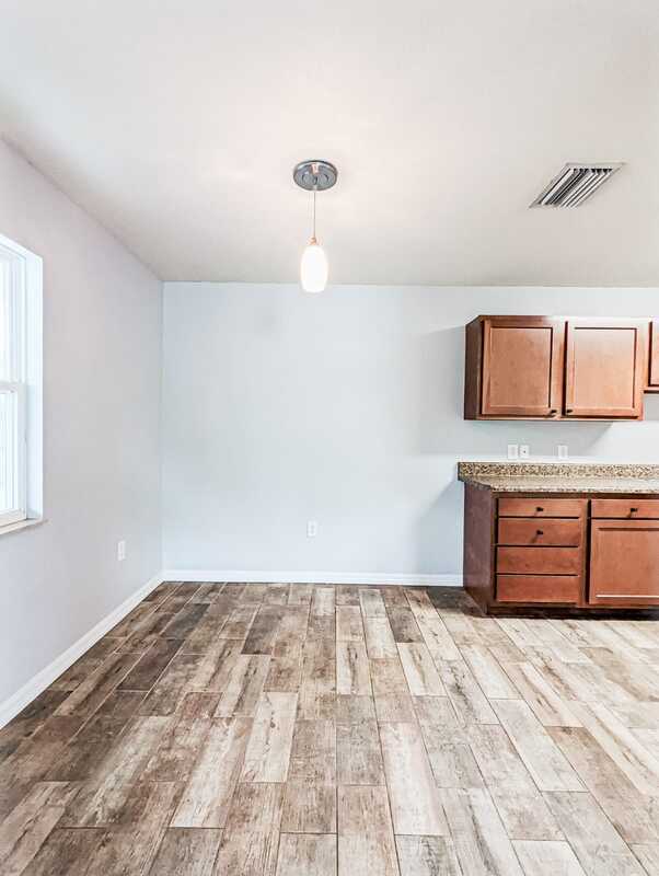 Photo - 4721 Fairway Dr N