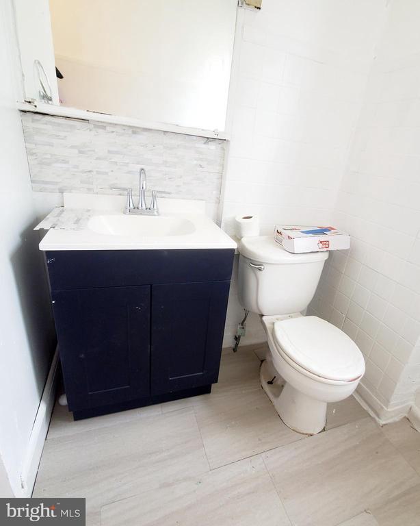 Photo - 819 N 64th St