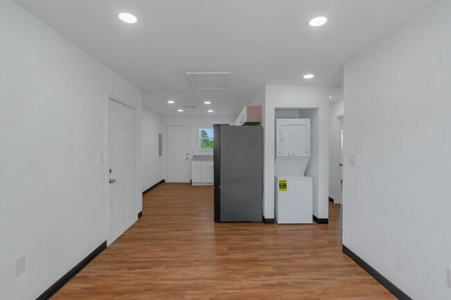 Photo - 3020 Delmar Ln NW Unidad B13