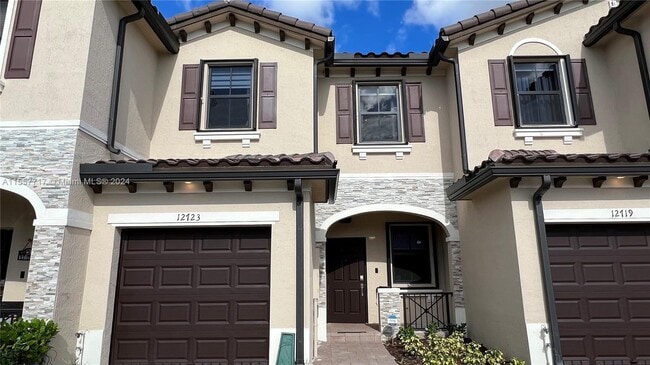 Building Photo - 12723 SW 230th Ter