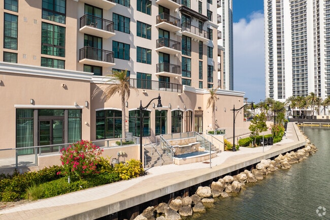 Marina Del Sol