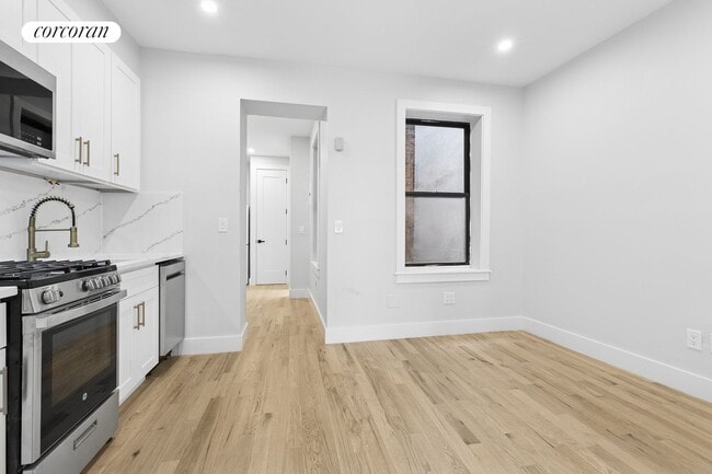 Building Photo - 206 W 96th St Rental