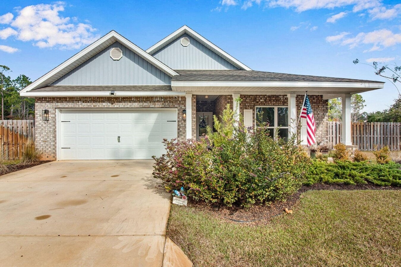 Almost New Four Bedroom in Marina Village - Almost New Four Bedroom in Marina Village House