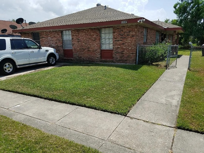 Photo - 7820 Dorsett Dr Apartamento Unidad 7824 Dorsett Dr.