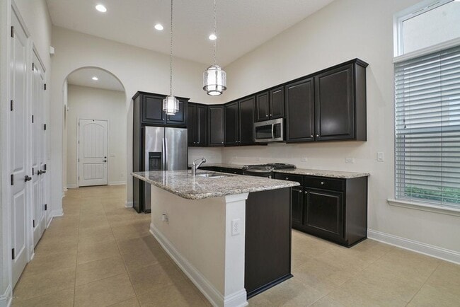 Photo - 45 Rinaldo Way