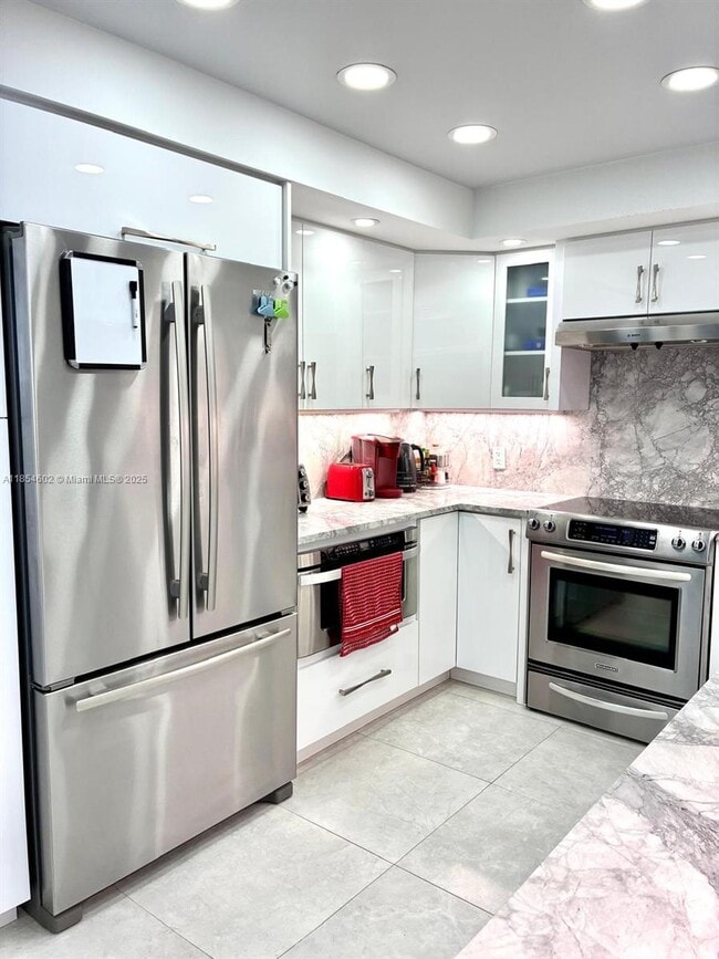 Photo - 531 N Ocean Blvd Unit 404