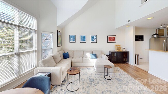 Photo - 521 N Graham St Unit 3E