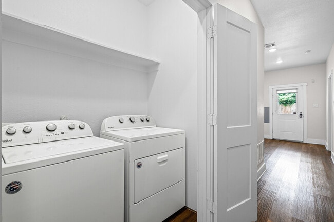 Photo - 2201 W Devitt St
