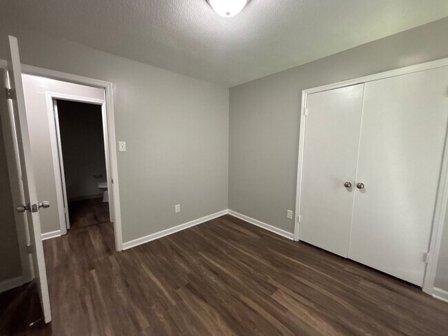 Photo - 5095 Corkwood Dr