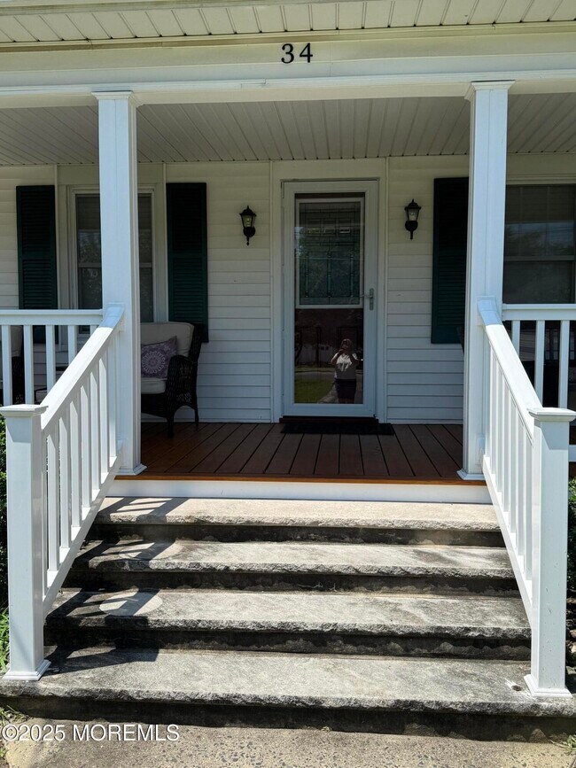 Photo - 34 Whalepond Rd