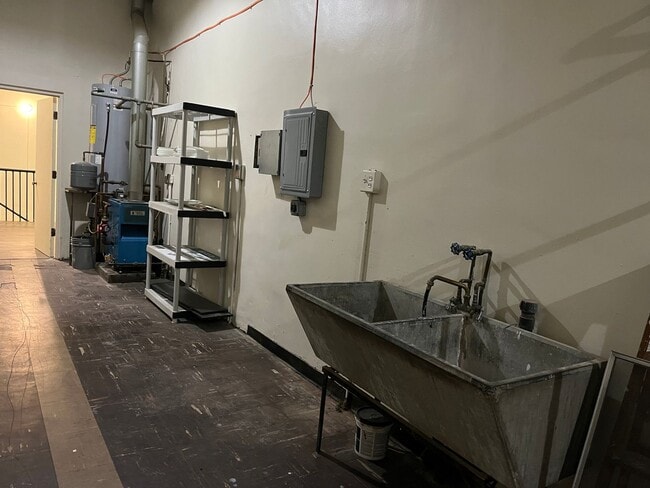 Photo - 414 E Lincoln Ave Unit 2