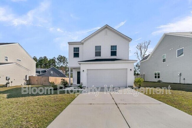 Photo - 247 Lucca Dr