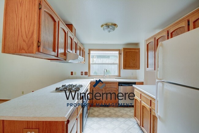 Photo - 3 Bed 2 Bath Home in Town!