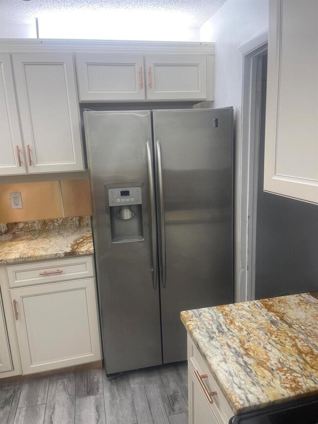 Photo - 202 Sparrow Dr Unit 1