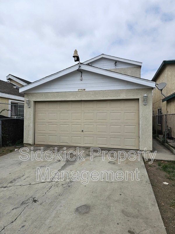 Building Photo - 10739 Mona Blvd Rental