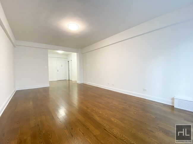 Photo - EAST 69 STREET Unit 5E