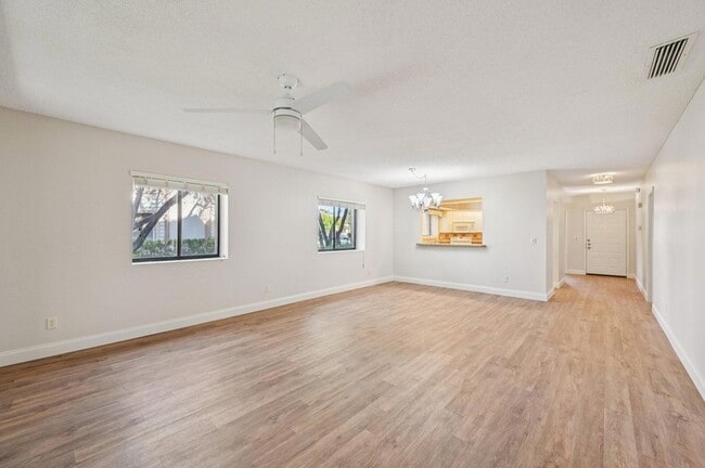 Photo - 1103 Duncan Cir Unit 1040