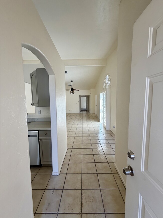 Photo - 328 W Santa Barbara