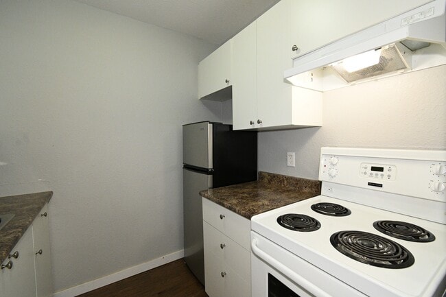4280 Quentin Ave Unit 204