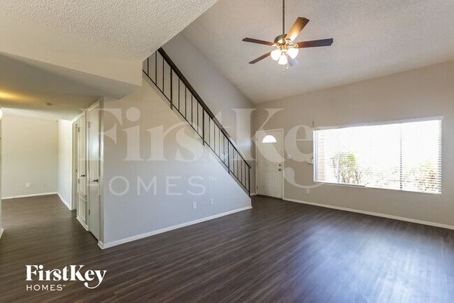 Photo - 4222 E Apollo Rd